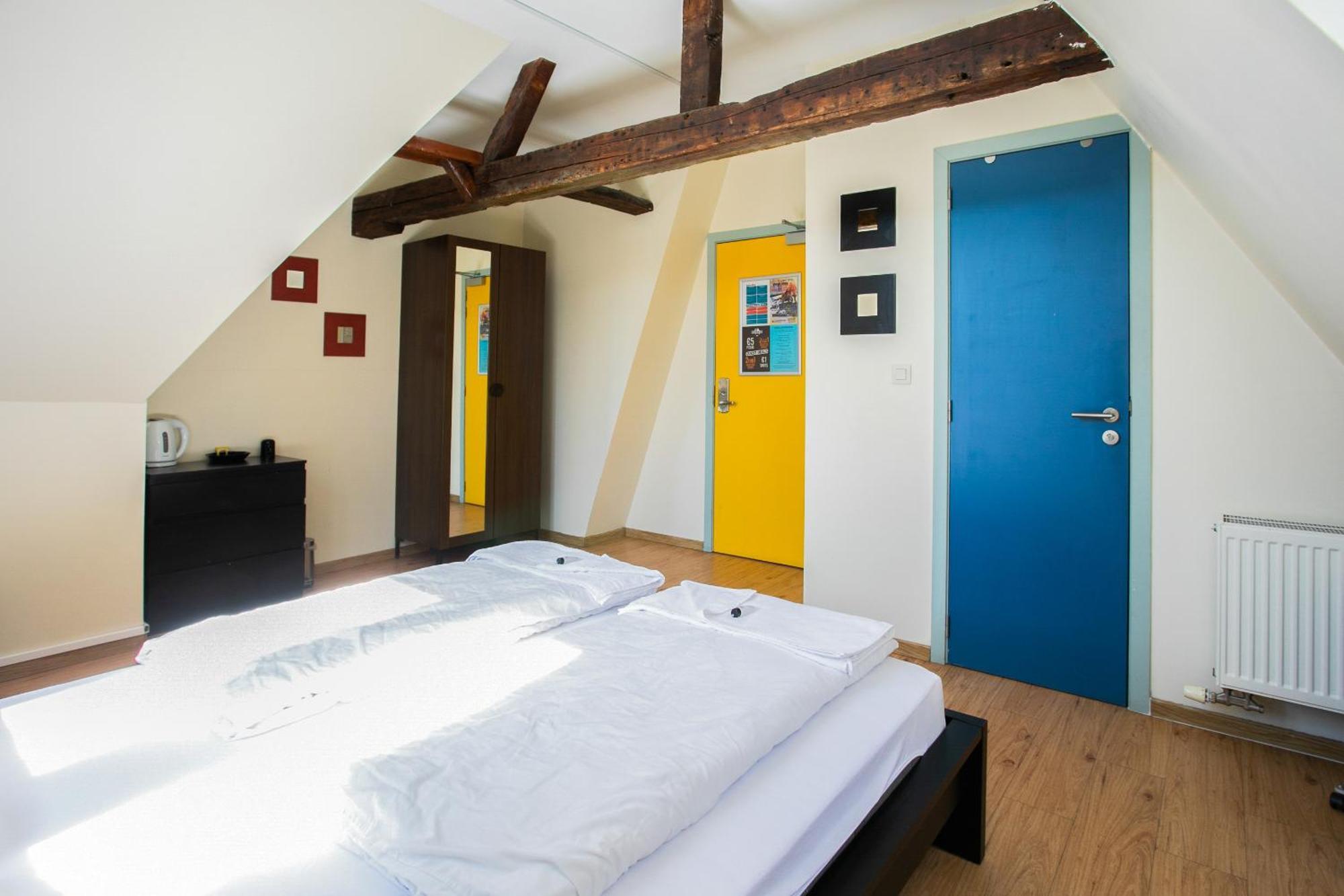 St Christopher's At The Bauhaus Hostel Bruges